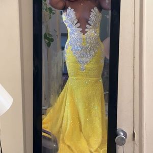 Prom dress